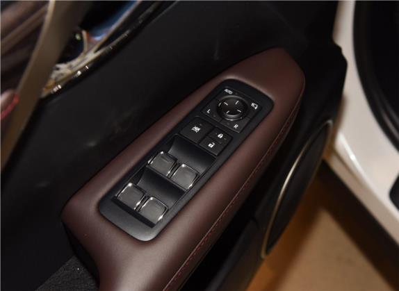 雷克萨斯RX 2020款 450h 四驱豪华版 国VI 车厢座椅   门窗控制
