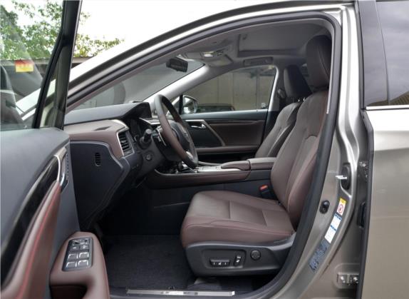 雷克萨斯RX 2020款 450hL 四驱典雅版7座 国VI 车厢座椅   前排空间