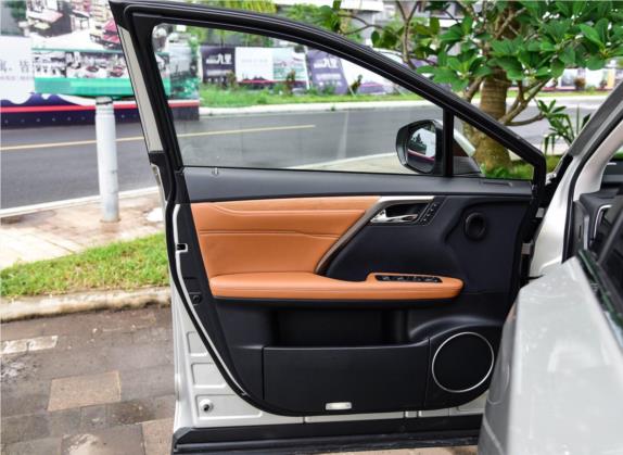雷克萨斯RX 2020款 450hL 四驱尊贵版6座 国VI 车厢座椅   前门板