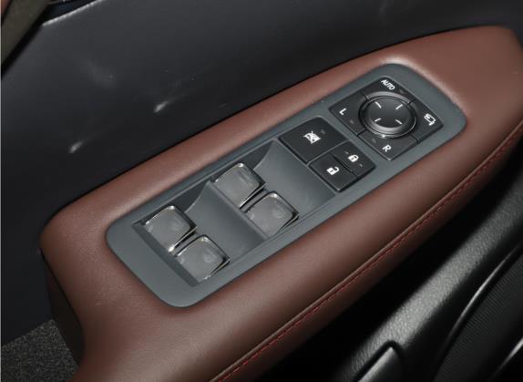雷克萨斯RX 2020款 改款 300 四驱典雅版 车厢座椅   门窗控制