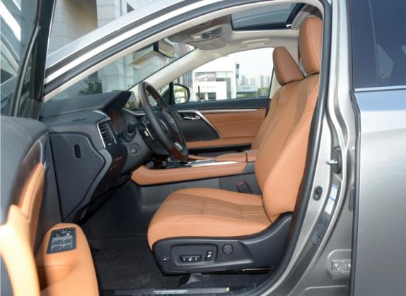 雷克萨斯RX 2020款 改款 450hL 四驱豪华版7座 车厢座椅   前排空间
