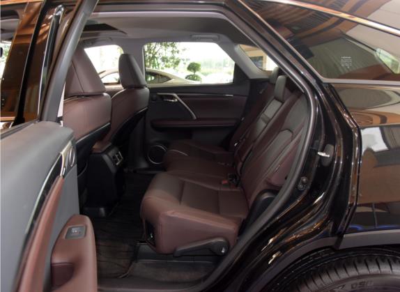 雷克萨斯RX 2020款 450hL 四驱醇享版7座 车厢座椅   后排空间