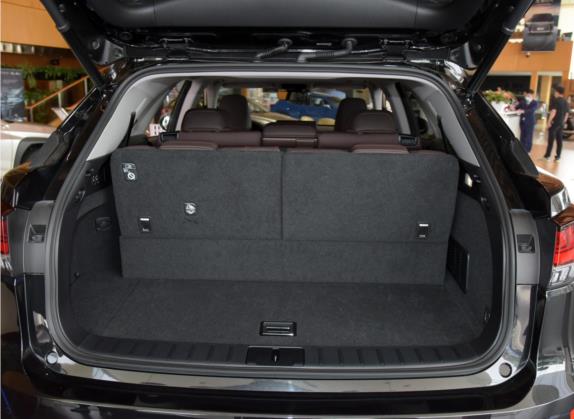 雷克萨斯RX 2020款 450hL 四驱醇享版7座 车厢座椅   后备厢