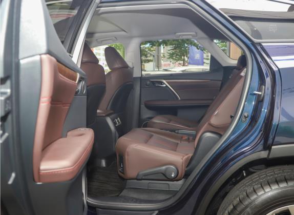 雷克萨斯RX 2021款 450hL 四驱豪华版6座 车厢座椅   后排空间