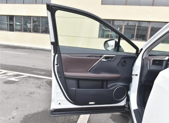 雷克萨斯RX 2021款 300 四驱特别版 车厢座椅   前门板