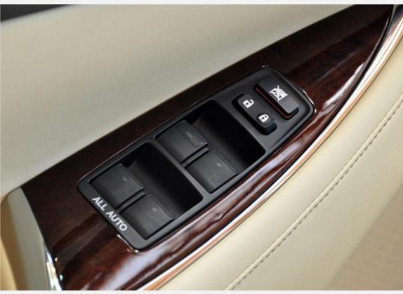 雷克萨斯ES 2010款 350 豪华版 车厢座椅   门窗控制