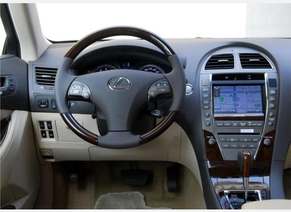 雷克萨斯ES 2010款 240 豪华版 中控类   驾驶位