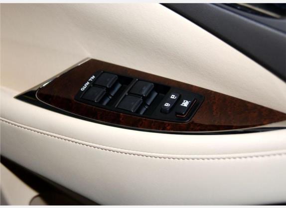 雷克萨斯ES 2010款 240 典雅版 车厢座椅   门窗控制