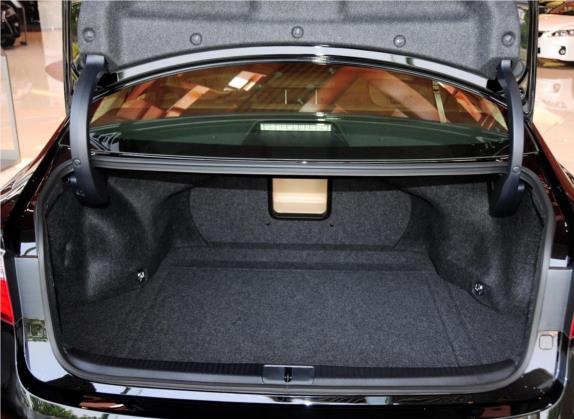 雷克萨斯ES 2013款 350 典雅版 车厢座椅   后备厢