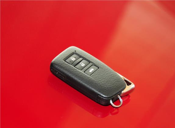 雷克萨斯ES 2013款 250 精英版 其他细节类   钥匙