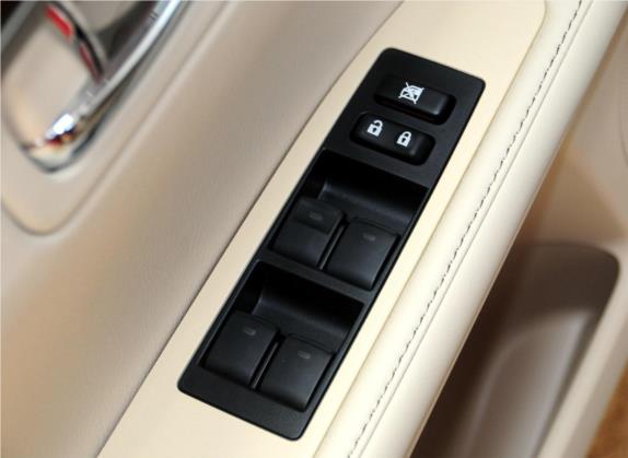 雷克萨斯ES 2013款 250 Mark Levinson限量版 车厢座椅   门窗控制