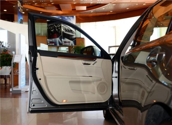 雷克萨斯ES 2014款 250 典雅版 车厢座椅   前门板