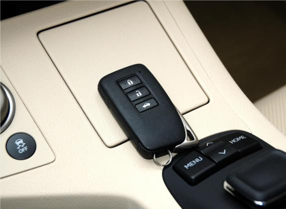 雷克萨斯ES 2014款 350 尊贵版 其他细节类   钥匙