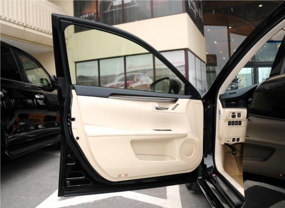 雷克萨斯ES 2014款 350 尊贵版 车厢座椅   前门板