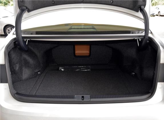 雷克萨斯ES 2015款 200 精英版 车厢座椅   后备厢