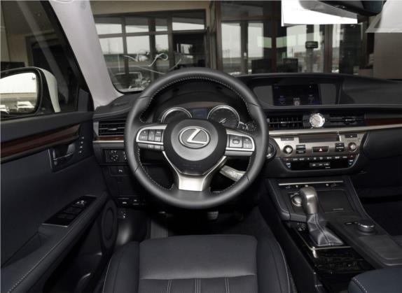 雷克萨斯ES 2015款 250 典雅版 中控类   驾驶位