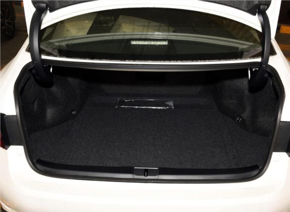 雷克萨斯ES 2015款 250 典雅版 车厢座椅   后备厢