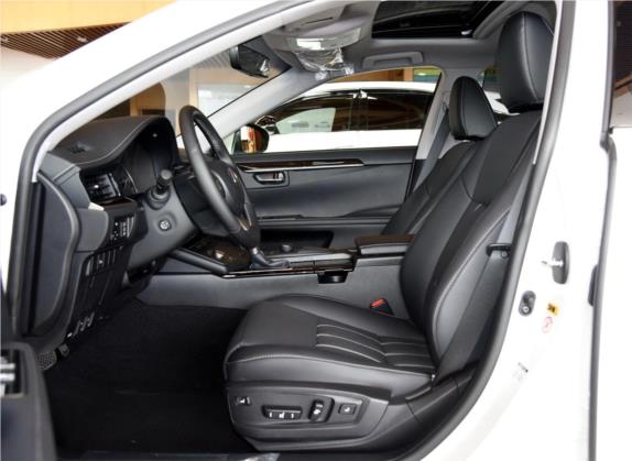 雷克萨斯ES 2016款 250 Midnight特别限量版 车厢座椅   前排空间