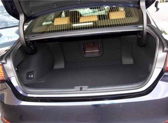 雷克萨斯ES 2018款 200 卓越版 国V 车厢座椅   后备厢