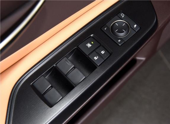 雷克萨斯ES 2018款 200 卓越版 国V 车厢座椅   门窗控制