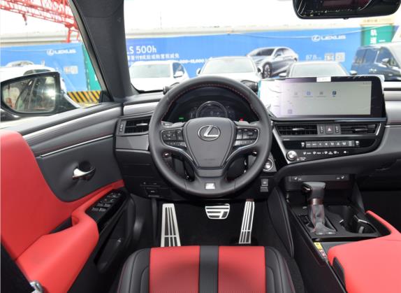 雷克萨斯ES 2022款 300h F SPORT 中控类   驾驶位