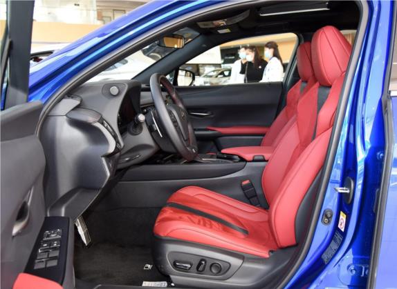 雷克萨斯UX 2019款 260h F SPORT版 国VI 车厢座椅   前排空间