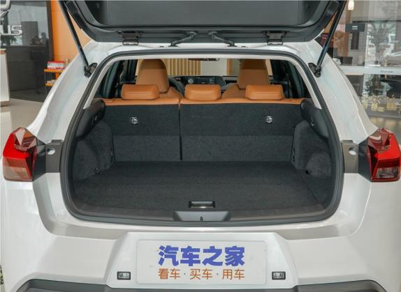 雷克萨斯UX 2020款 200 特别版 车厢座椅   后备厢