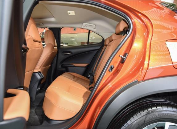 雷克萨斯UX新能源 2020款 300e 纯·悦版 车厢座椅   后排空间
