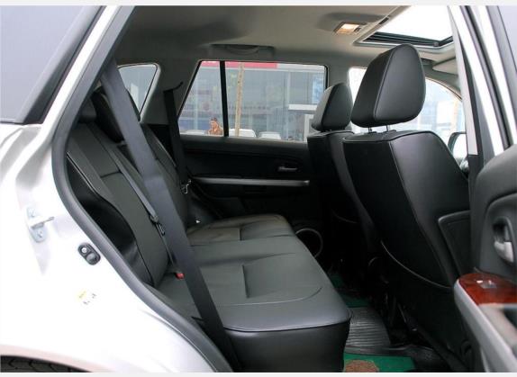 超级维特拉 2007款 2.0 AT豪华型 车厢座椅   后排空间