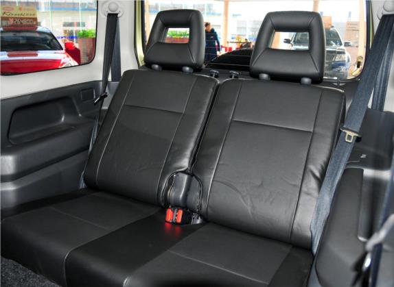 吉姆尼(进口) 2011款 1.3 AT双色导航版 车厢座椅   后排空间