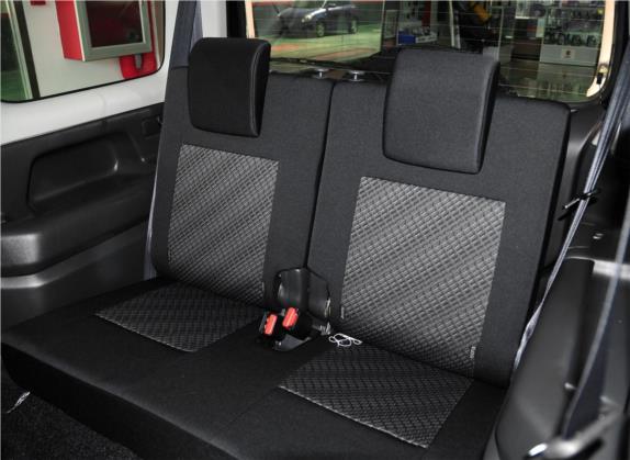 吉姆尼(进口) 2015款 1.3 AT JLX 车厢座椅   后排空间