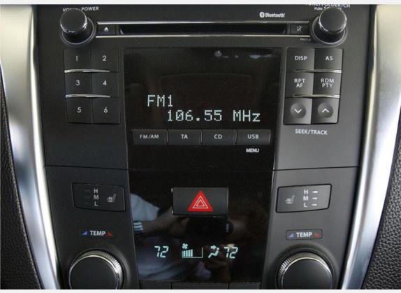 凯泽西 2010款 2.4L 四驱运动导航版 中控类   中控台