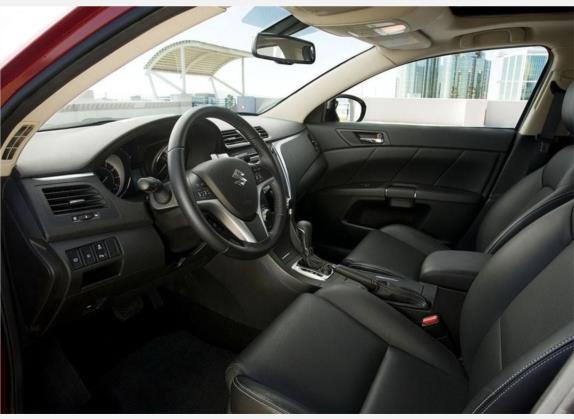 凯泽西 2010款 2.4L 四驱运动导航版 车厢座椅   前排空间