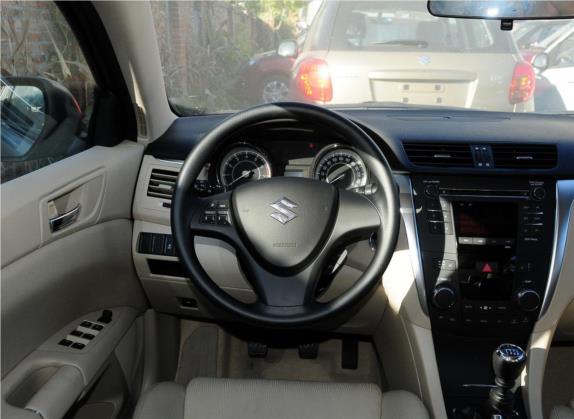 凯泽西 2011款 2.4L 两驱手动标准版 中控类   驾驶位