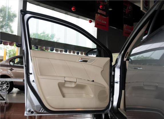 凯泽西 2011款 2.4L 四驱豪华导航版 车厢座椅   前门板