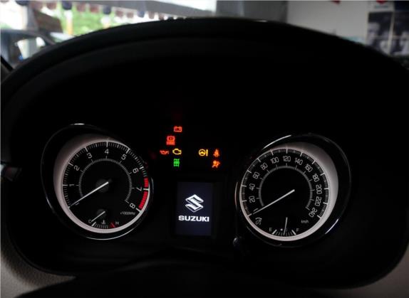 凯泽西 2011款 2.4L 四驱豪华导航版 中控类   仪表盘