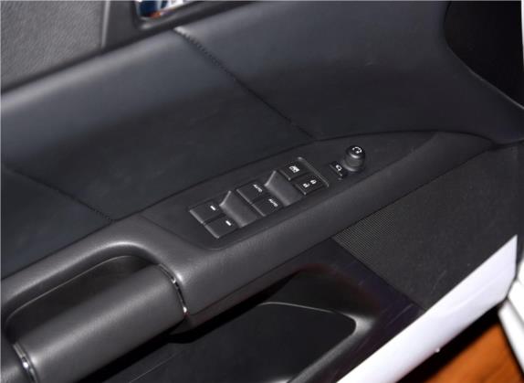 凯泽西 2011款 2.4L 两驱运动导航版 车厢座椅   门窗控制