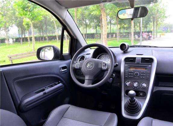 派喜 2012款 1.4L 尊贵型 中控类   驾驶位
