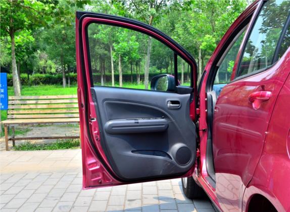 派喜 2012款 1.4L 尊贵型 车厢座椅   前门板