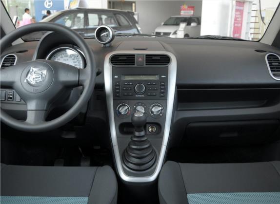 派喜 2012款 1.4VVT 精英型 中控类   中控台