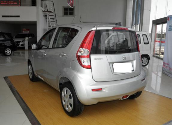 派喜 2012款 1.4VVT 精英型 外观   斜后
