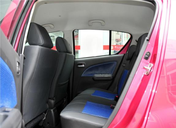 派喜 2012款 1.4L 豪华型 车厢座椅   后排空间