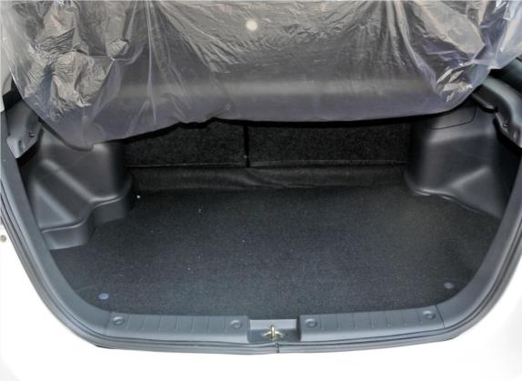 利亚纳A6 2014款 两厢 1.4L 手动畅想型 车厢座椅   后备厢