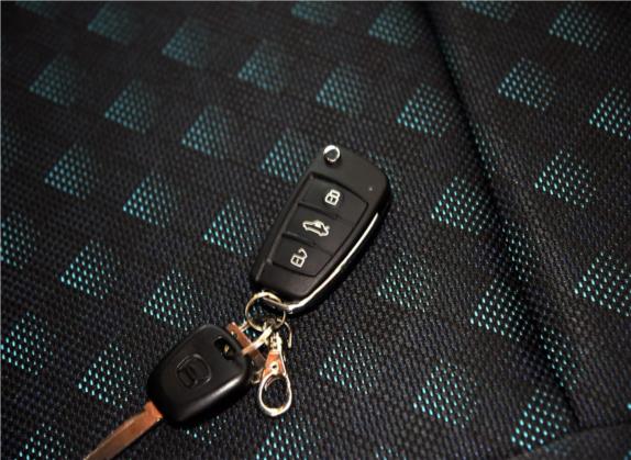 利亚纳A6 2015款 两厢 1.4L 手动畅想型 其他细节类   钥匙