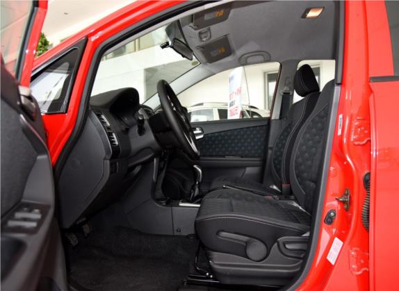 利亚纳A6 2015款 两厢 1.4L 手动畅想型 车厢座椅   前排空间