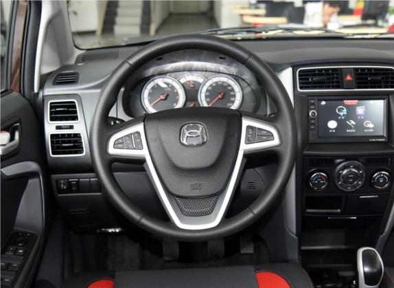 利亚纳A6 2015款 两厢 1.4L 手动理想型 中控类   驾驶位