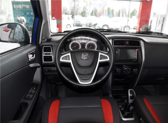 利亚纳A6 2015款 两厢 1.4L 手动梦想型 中控类   驾驶位