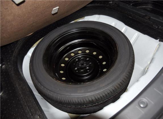 利亚纳A6 2015款 三厢 1.4L 手动畅想型 其他细节类   备胎