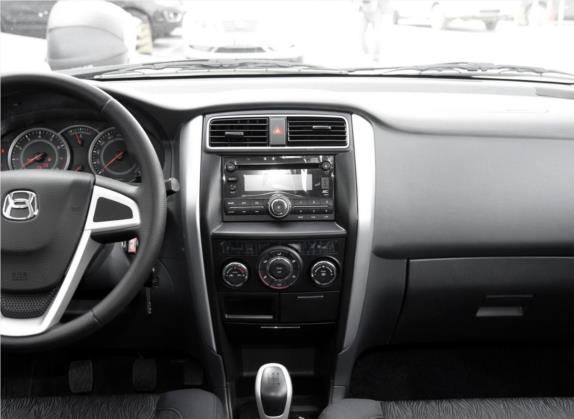 利亚纳A6 2016款 两厢 1.4L 手动畅想型 中控类   中控台