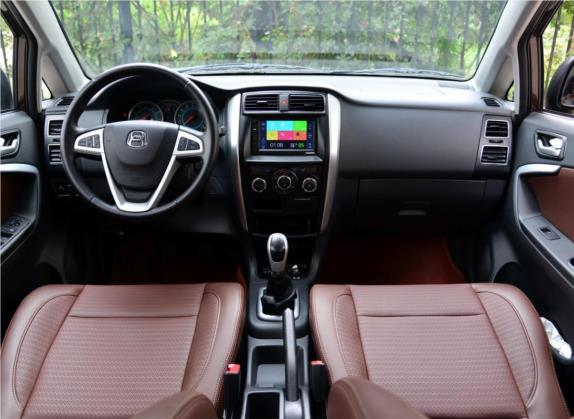 利亚纳A6 2016款  两厢 1.4L 手动理想型 中控类   中控全图
